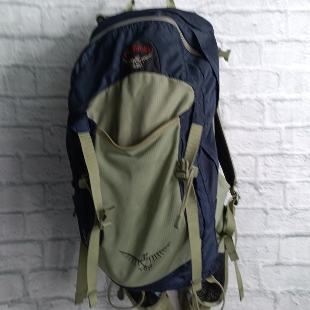 Osprey Kestrel 32L Hiking Backpack M/L  Navy Gray Hydration Compatible